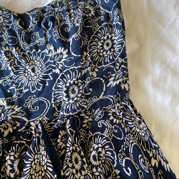 French Connection Bubble Hem Mini Dress - Picture 4 of 6